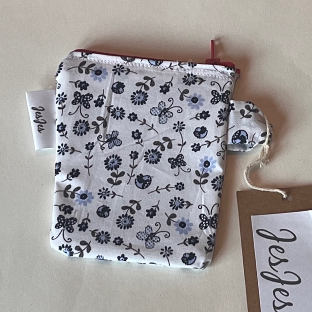 Product: Etui 'Kleine bloemetjes'